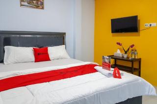 RedDoorz near RSUD Kota Luwuk - 8