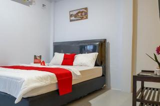 RedDoorz near RSUD Kota Luwuk - 3