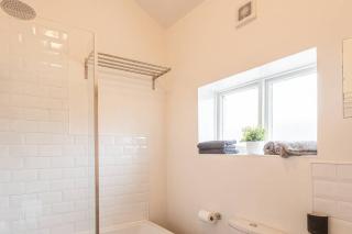 Cosy Mill Workers Cottage Heritage Saltaire - 9