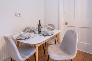 Cosy Mill Workers Cottage Heritage Saltaire - 8