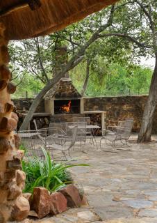 Bridgewaters Horse Park Poolside Rondawel - Hekpoort - 4
