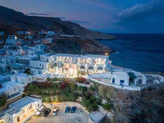 Vardia Bay Studios - 4