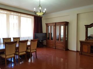 Northern Avenue 2 bedroom Deluxe apartment with Balcony HH644 - Erevan - 0