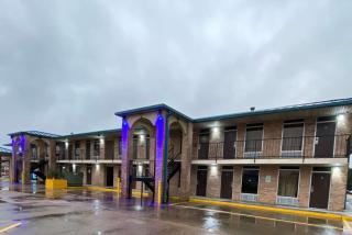 Days Inn by Wyndham Forest - Forest - 7