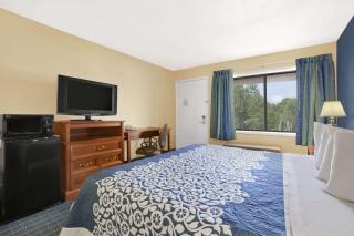 Days Inn by Wyndham Middletown - New Hampton - 7
