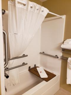 Microtel Inn & Suites by Wyndham Dover New Hampshire - Dover - 2