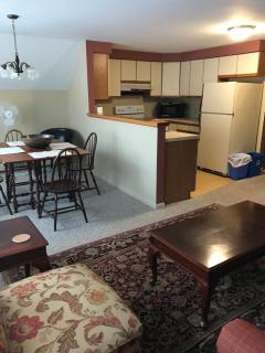Maplecroft Bed & Breakfast - Barre - 4