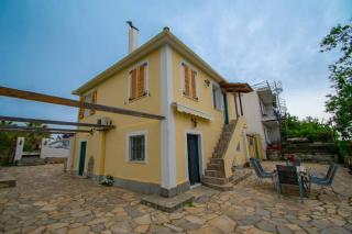 Traditional Village House - Meson Yerakarion - 4