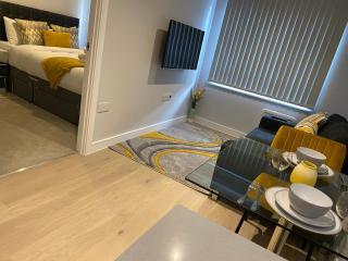 Mnitri one bedroom apartment near to town centre - Luton - 3