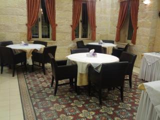 Alhambra Palace Hotel Suites - Ramallah - Ramallah - 2