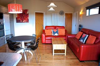 Tor Farm Lodges - Private Hot Tubs, Shared Seasonal Outdoor Pool, Dog Friendly - Cheddar - 7