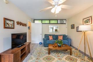 Hale Moi 112 A B, Renovated, Views, Kitchen, Washer Dryer, AC condo - Princeville - 3