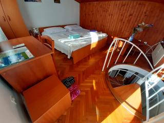 Rosmarinus Rubic studio - Split - 3