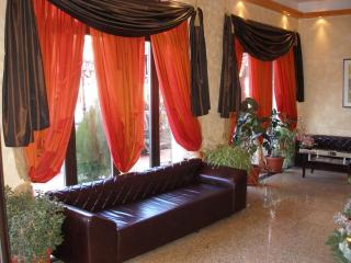 Hotel Brilliantin - Sliven - 7