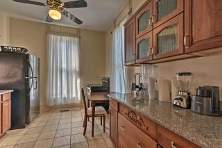 1 Mi to Beach Group-Friendly Galveston Home! - 1