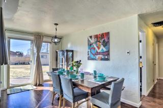 Vibrant ABQ Adobe Den Mtn Views, Walk to Park! - 4