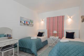 Santorini Akrotiri 30 - Family only - Ballito - 3