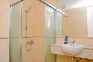 Strategic Location 2BR Apartment at FX Residence By Travelio - Giacarta - 5