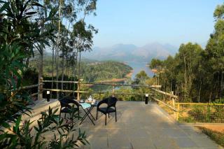 StayVista at Novera 3BHK with Breakfast Near Banasura Dam - Tariyod - 1