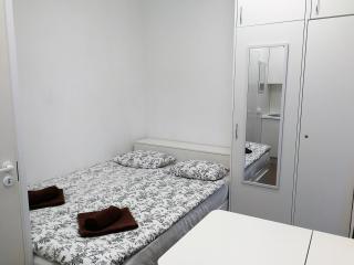 Honeycomb Tiny Apartments - 6