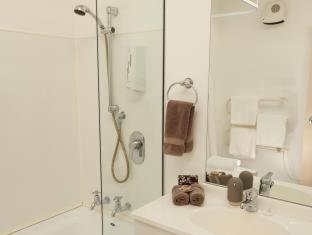 Bavarian Motel - 6