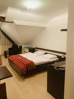 Komnata Bešeňová - 6