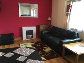 Ground floor 2 bed apartment in central location with private access to 7 miles of sandy beach (sleeps 4) - Brean - 3