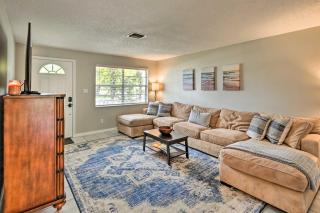 Family-Friendly Home about 4 Mi to Naples Beach and Pier - Naples - 0