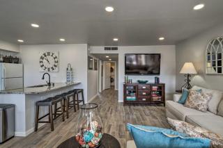 Lakefront Resort Living Pool, Golf, Tennis and More - Point Venture - 6
