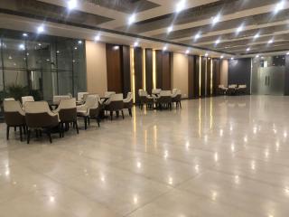 Downtown Delight - 1