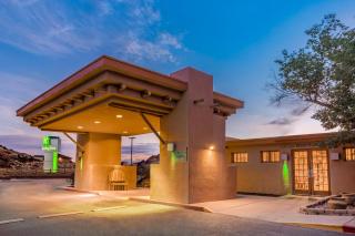 Holiday Inn Canyon De Chelly-Chinle by IHG - Chinle - 3