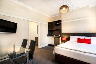Como Court Budget Accommodation - 4