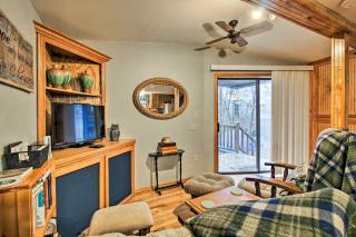 Rustic Stockton Lake Cabin Half Mile to Boat Ramp! - Stockton - 7