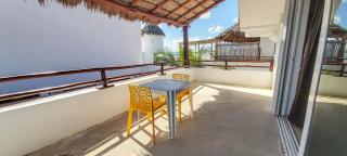 El Fuerte Beach Apartments - 6