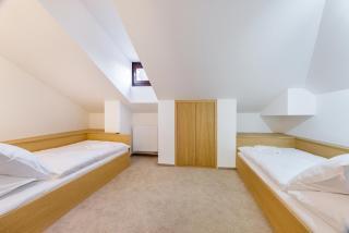 Modern Apartment in a Picturesque 15th-Century Building - Praga - 4