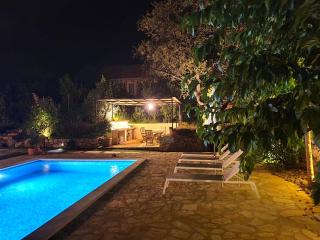 Luxury Villa Estelle Hvar Island Croatia - Vrbanj - 4