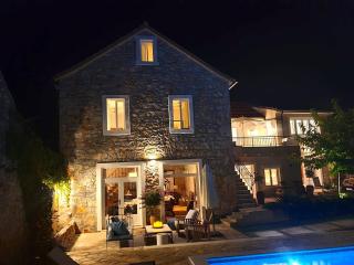 Luxury Villa Estelle Hvar Island Croatia - Vrbanj - 3