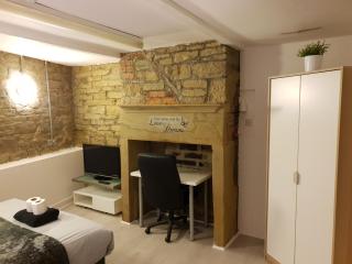 TOPAZ TOWN HOUSE No 36 - Huddersfield - 1