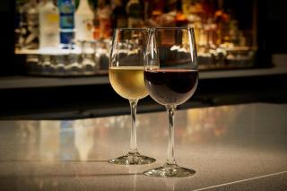 Holiday Inn Alexandria at Carlyle by IHG - 1