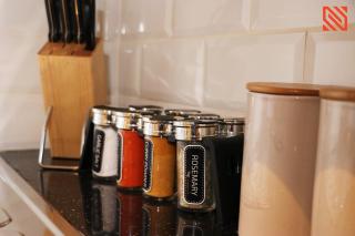 Modern Newgate Apartments - Convenient Location, Close to All Local Amenities - 7