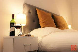 Modern Newgate Apartments - Convenient Location, Close to All Local Amenities - 4
