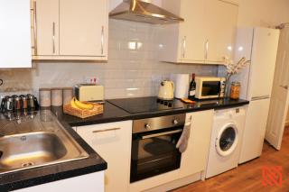 Modern Newgate Apartments - Convenient Location, Close to All Local Amenities - Stoke on Trent - 8