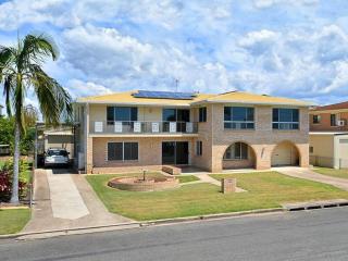 Holiday on Hillcrest - 3