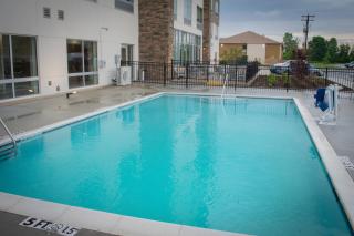 Holiday Inn Express & Suites West Memphis by IHG - West Memphis - 2