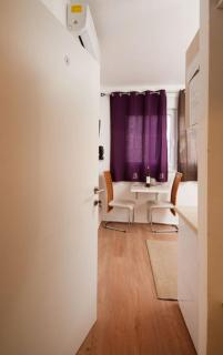 Centar 2 Private Room with Ensuite and Kitchenette - Split - 9