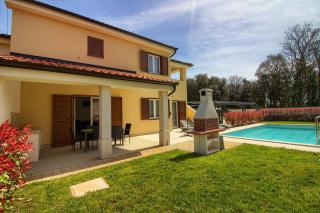 Complex of 2 villas Banjole Aurora with 2 private pools for up to 20 persons only 200m from the beach - WiiBuk - 1