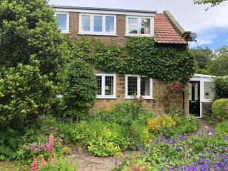 Scalby Grove Cottage - Scarborough - 1