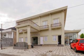 RedDoorz Plus Syariah @ Jalan Dr Sutomo Padang - 9