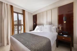 Suites Center Barcelona - 9