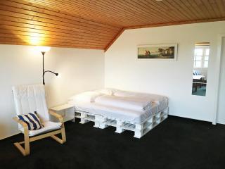 Annemaries Nordseehaus und Ferienwohnungen - Butjadingen - 9